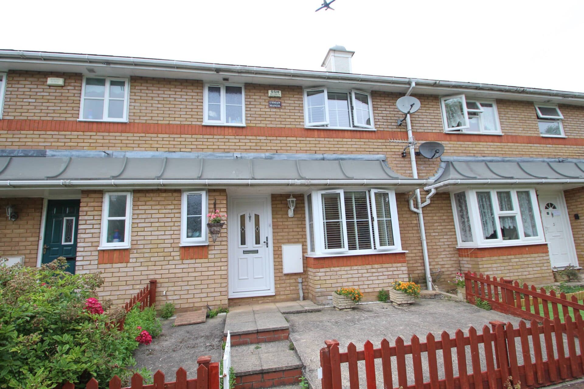 Amhurst Walk, London, Greater London, SE28