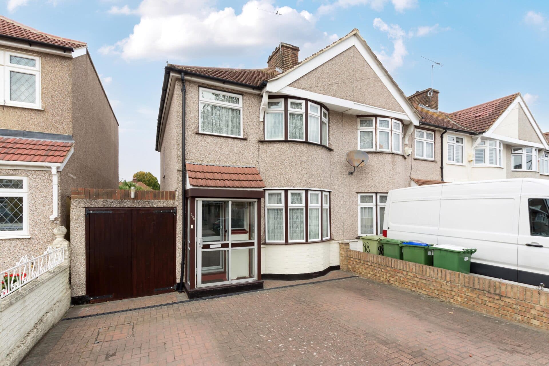Montrose Avenue, Welling