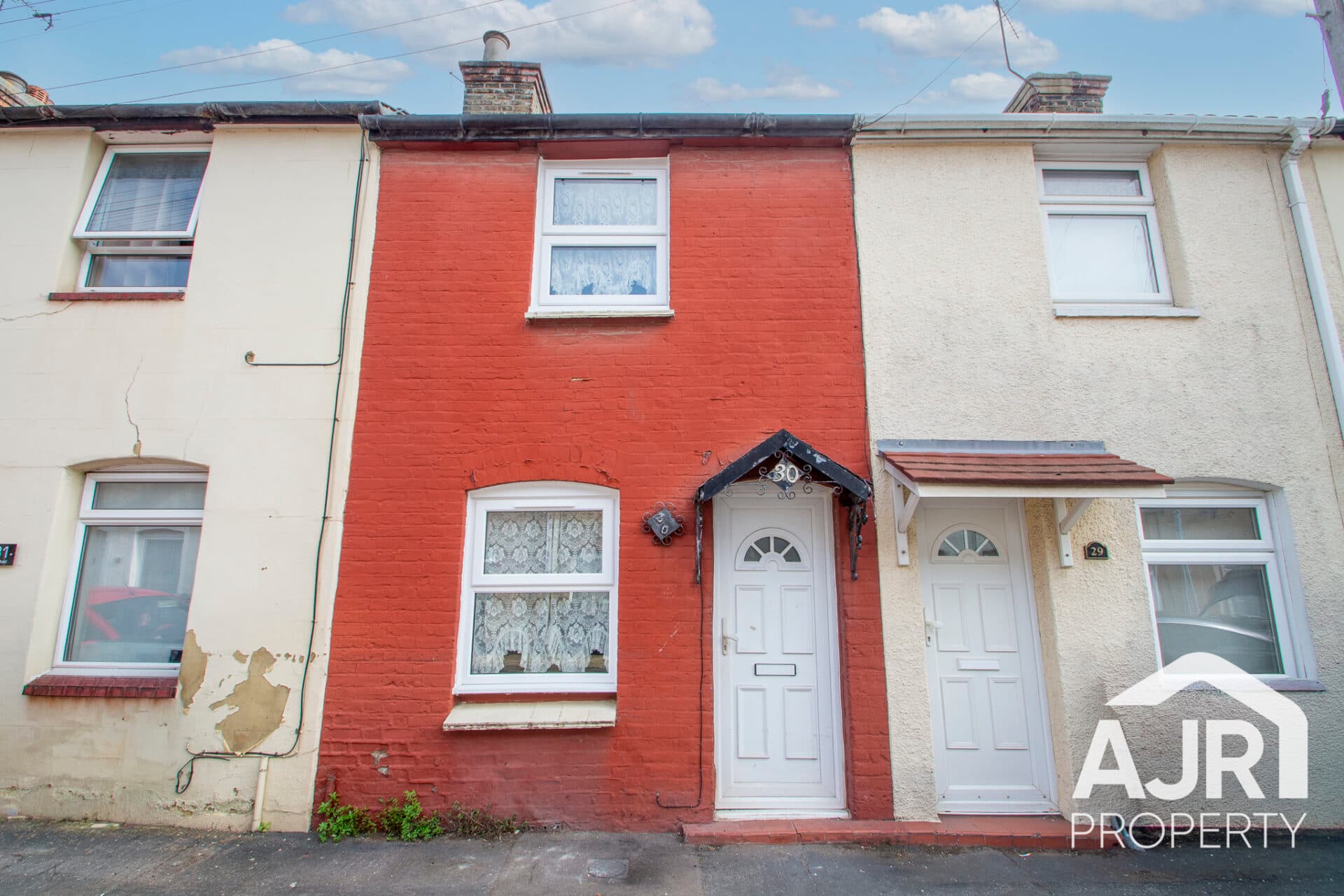 Sun Road, Swanscombe, DA10